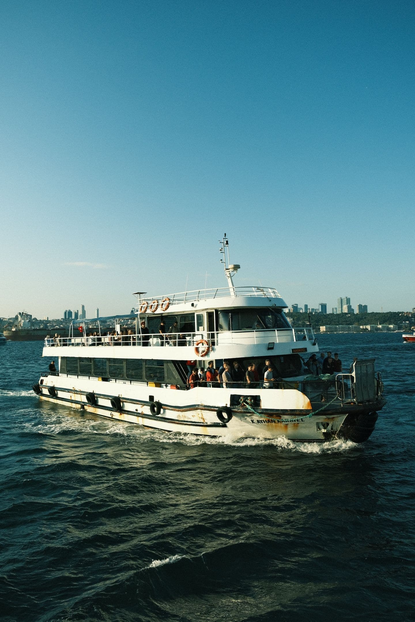 İstanbul Boğazı'nda şehir hatları vapuru